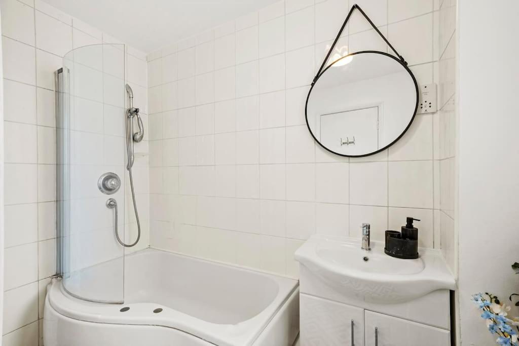Cosy Apartment 5 Guests 3 Beds 1 Sofa Bed Lewisham Londyn Zewnętrze zdjęcie